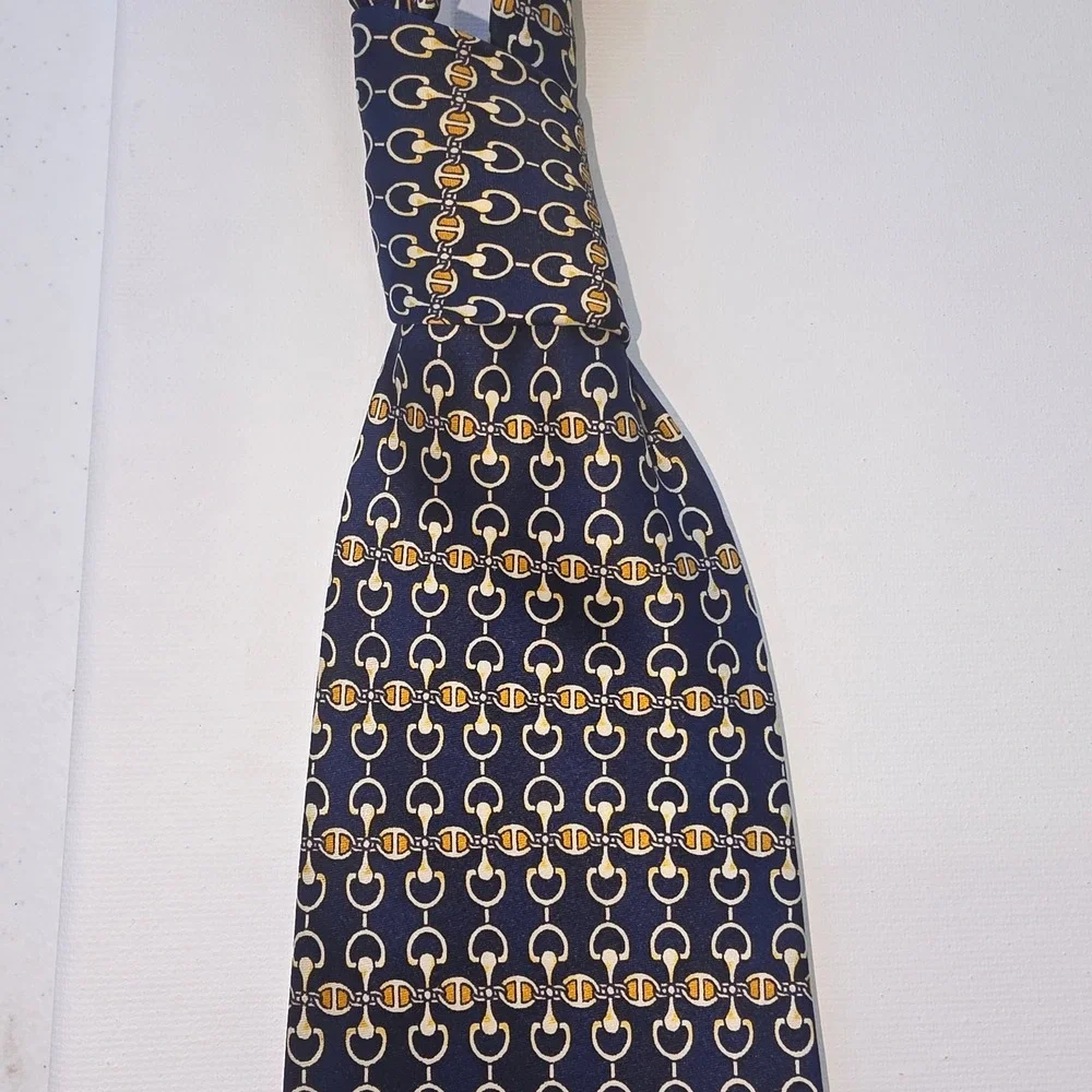 Como House Italy Silk Tie Navy Blue Gold Horsebit Chain Link Equestrian Mens